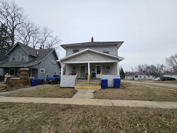 420 1st St NE, Oelwein, IA 50662