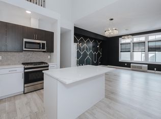 17 Cumbermeade Rd #301, Fort Lee, NJ 07024