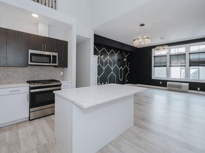 17 Cumbermeade Rd #301, Fort Lee, NJ, 07024
