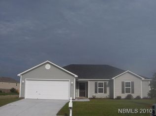 2820 Walter Dr, New Bern, NC 28561