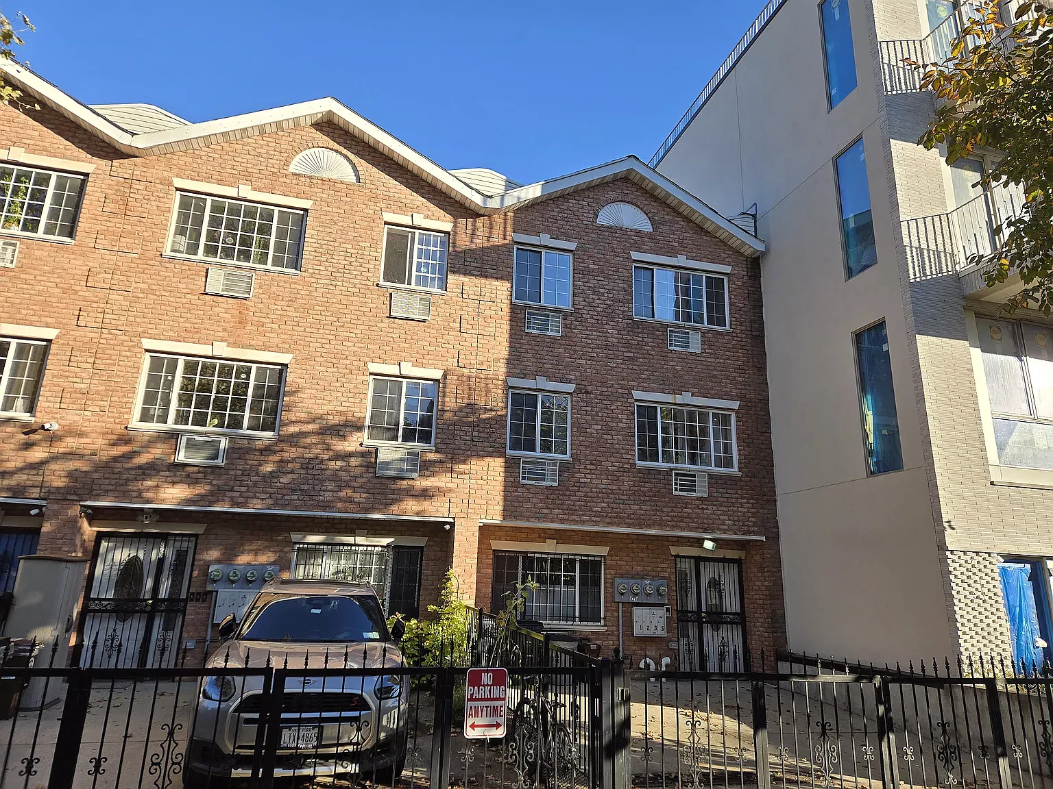 327 Fenimore Street — Photo 1
