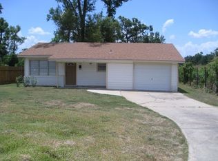 7395 Click Dr, Beaumont, TX 77708