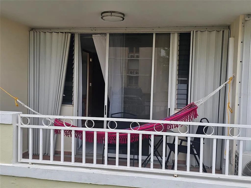 3 bed, 2.0 bath, 1134 sqft, $1,700 — Photo 2