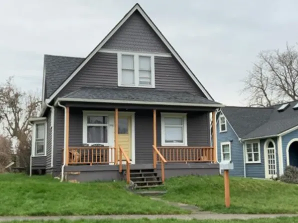 1441 James St, Bellingham, WA 98225