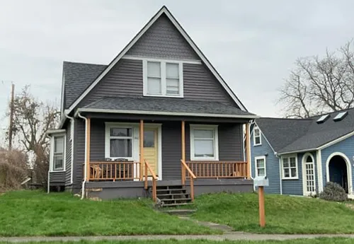 1441 James St Photo 1
