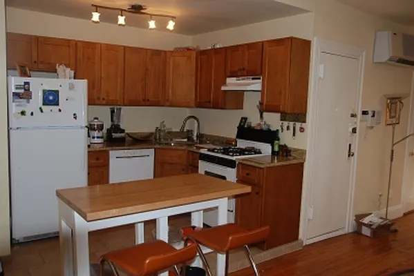 Rented by Citi Habitats | media 17