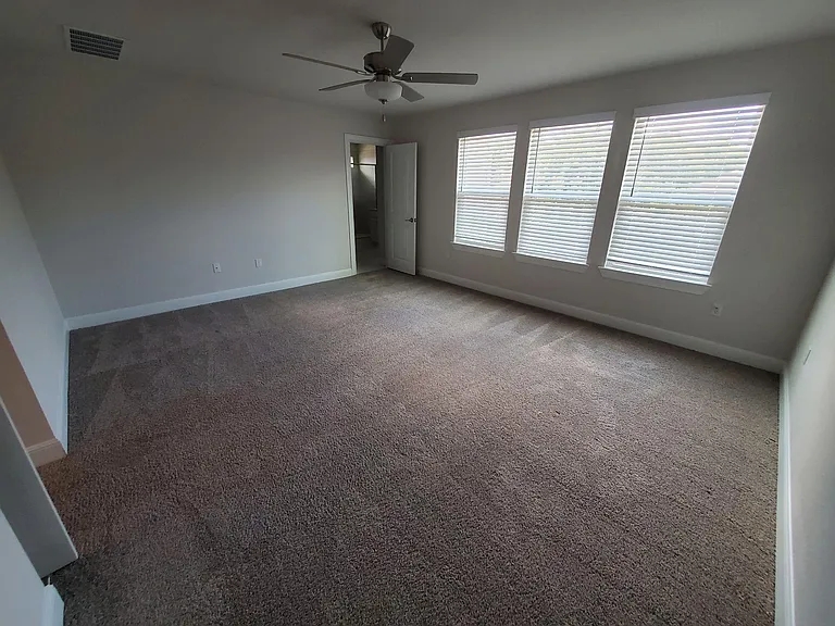 15610 Ellinger Dr — Photo 13