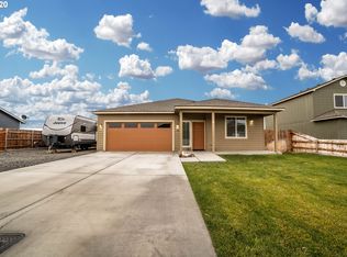 105 Falcon Ct, Boardman, OR 97818