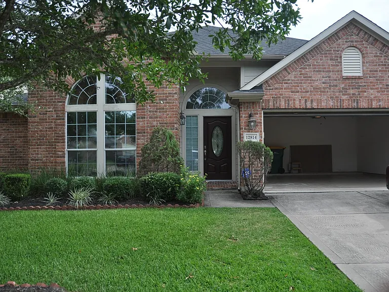 12814 Quail Creek Dr — Photo 2