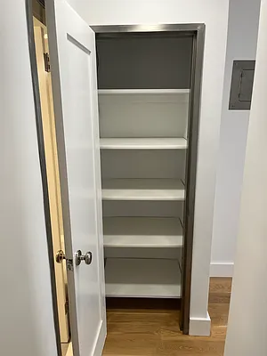 Rented by APT REALTY | media 25