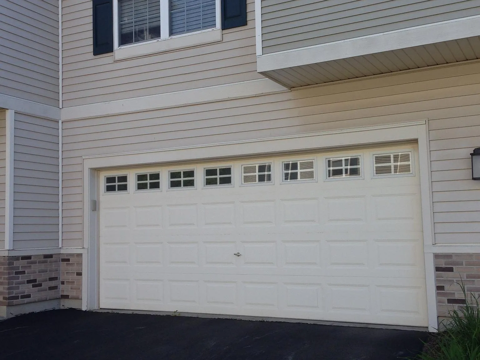 3 bed, 1.5 bath, 1646 sqft, $2,250 — Photo 2