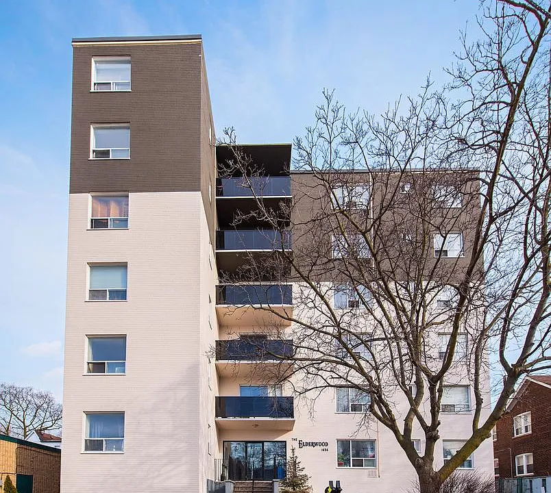 1636 Gerrard St E #301