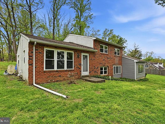 4th image of 1551 Conestoga Rd