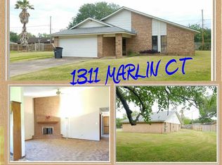 1311 Marlin Ct, Bay City, TX 77414