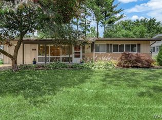 2265 Brook Dr, Florissant, MO 63033