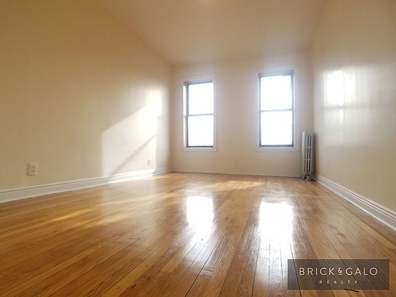 5th image of 270 Empire Blvd APT 3D