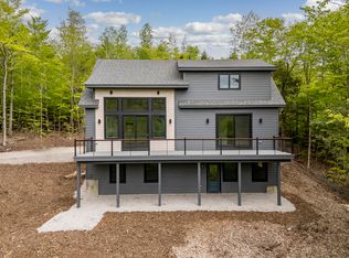 12 Vail Dr, Newry, ME 04261