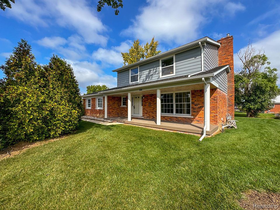 1st image of 27220 Arden Park Cir