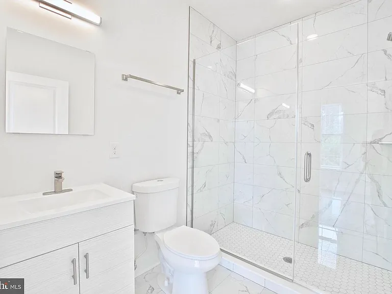 2130 N 2nd St #3 — Photo 7