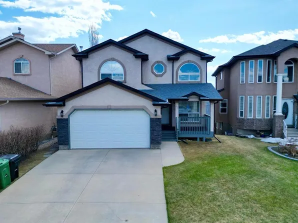 37 N Royal Birch Close NW, Calgary, AB T3G 5K1