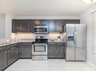 121 Mint Hill Dr, Cary, NC 27519