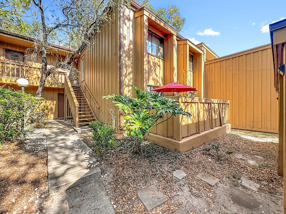 233 Crown Oaks Way, Longwood FL 32779