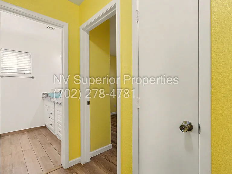7929 Dana Maple Ct — Photo 40