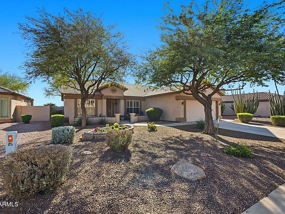3rd image of 3501 E GLENEAGLE Place