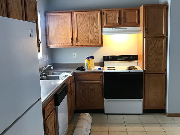 5th image of 24 Wellington Ct