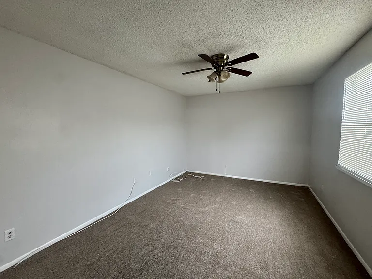 7604 Nacido Ct — Photo 8