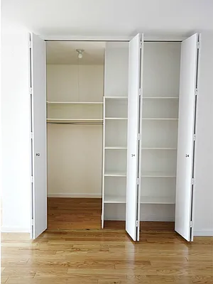 Sold by Sotheby's International Realty | media 27