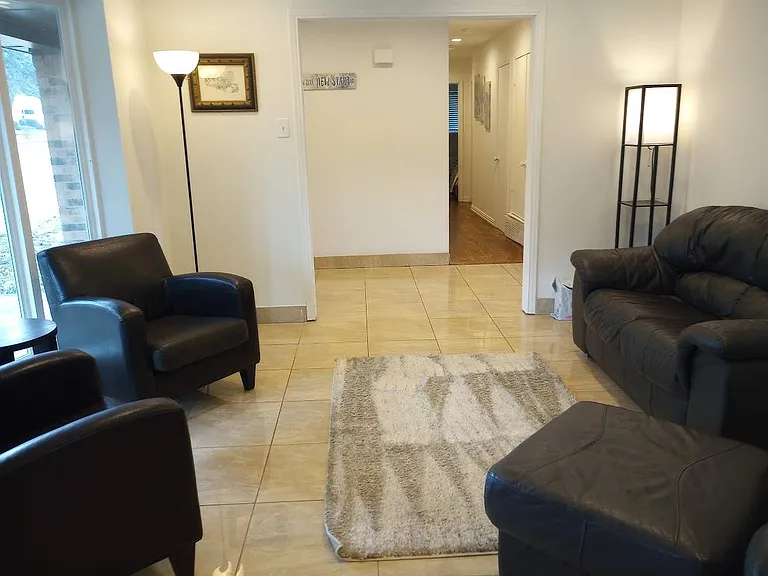6207 Linden Ln — Photo 5