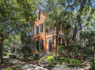 82 Ponsbury Rd, Mount Pleasant, SC 29464