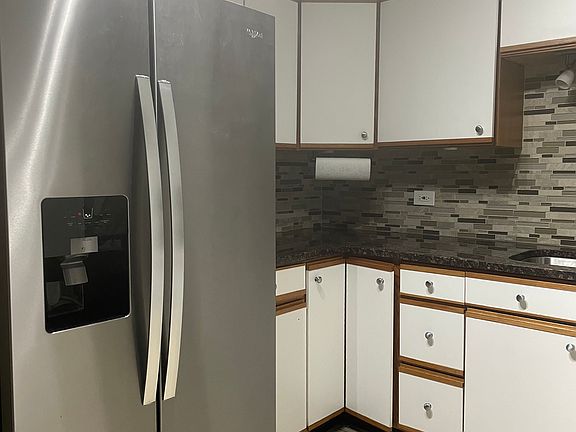 4th image of 2327 Ogden Ave APT 3