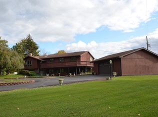 102 Woodland Lake Rd, Rome, PA 18837