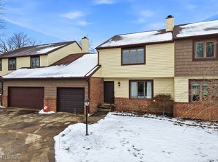 32 Picadilly Ct, Kent, OH 44240