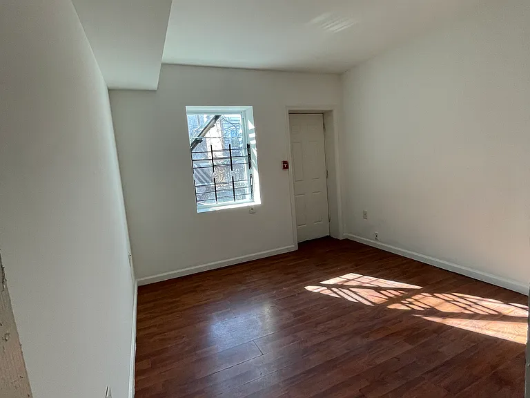 6006 Chestnut St #2 — Photo 11
