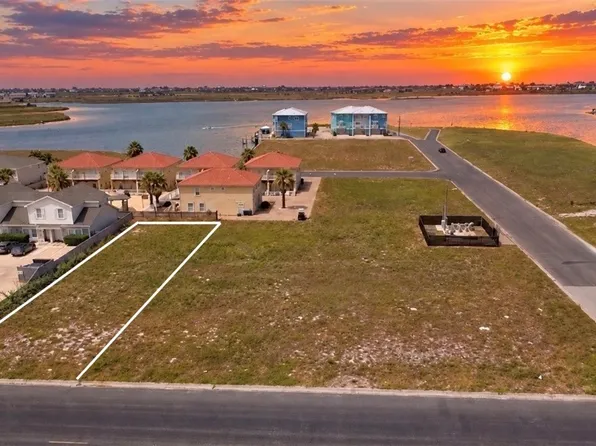 15009 Leeward Dr, Corpus Christi, TX 78418