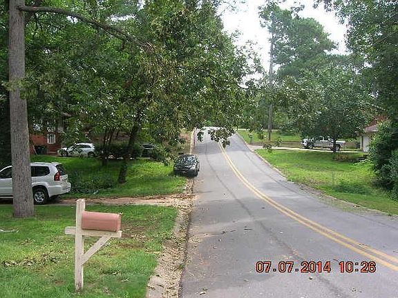 4th image of 107 Woodsdale Dr