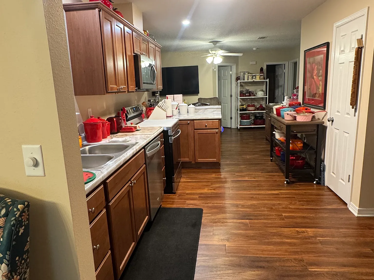 3 bed, 1462 sqft, $1,700 — Photo 4