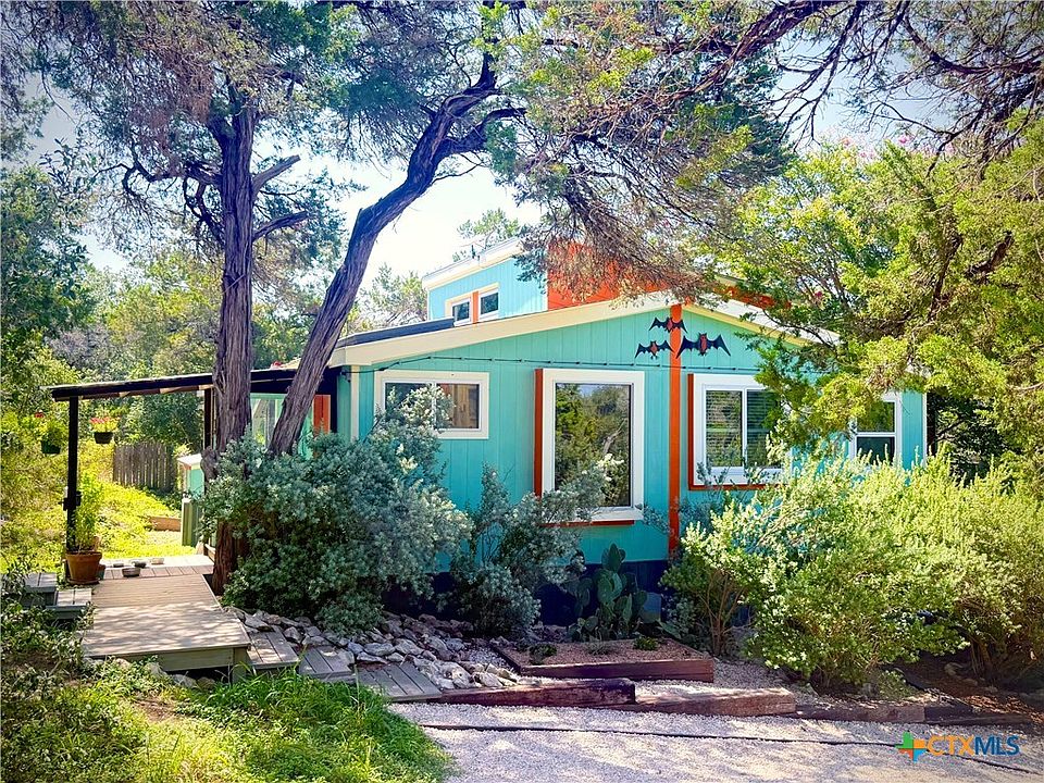 1st image of 515 Circle Dr