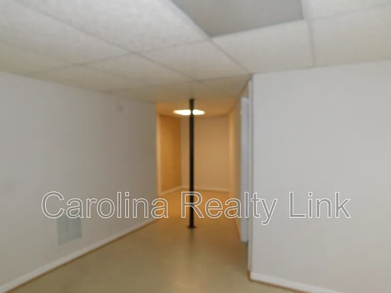 6300 Candlewood Dr — Photo 15