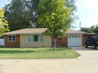 5849 Birchwood Dr, Great Bend, KS 67530