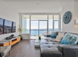 60 Saghalie Rd #1203, Victoria, BC V9A 0H1