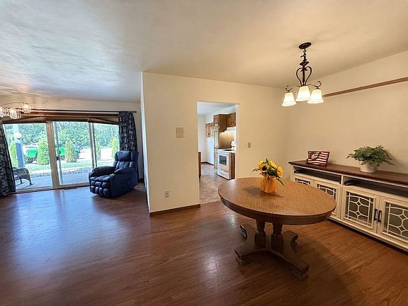 4th image of 2935 Mossy Oak Cir