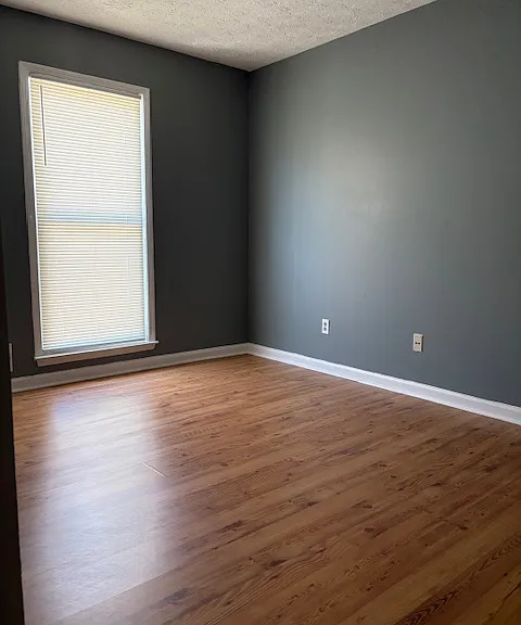 1015 Water Fall Pl — Photo 10