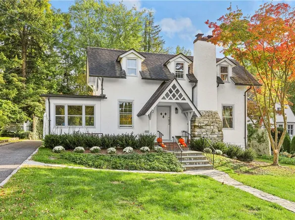 26 Woodland Avenue, Bronxville, NY 10708