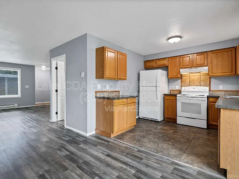1423 E Lunceford Ln #2 — Photo 8
