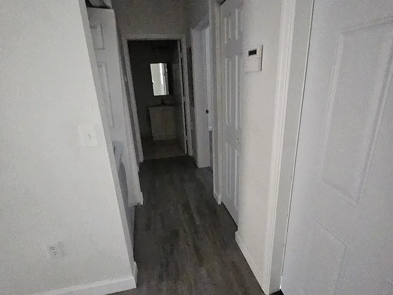 2730 NE 4th St #105 — Photo 9