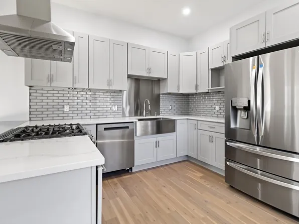 61 Fremont St, Taunton, MA 02780